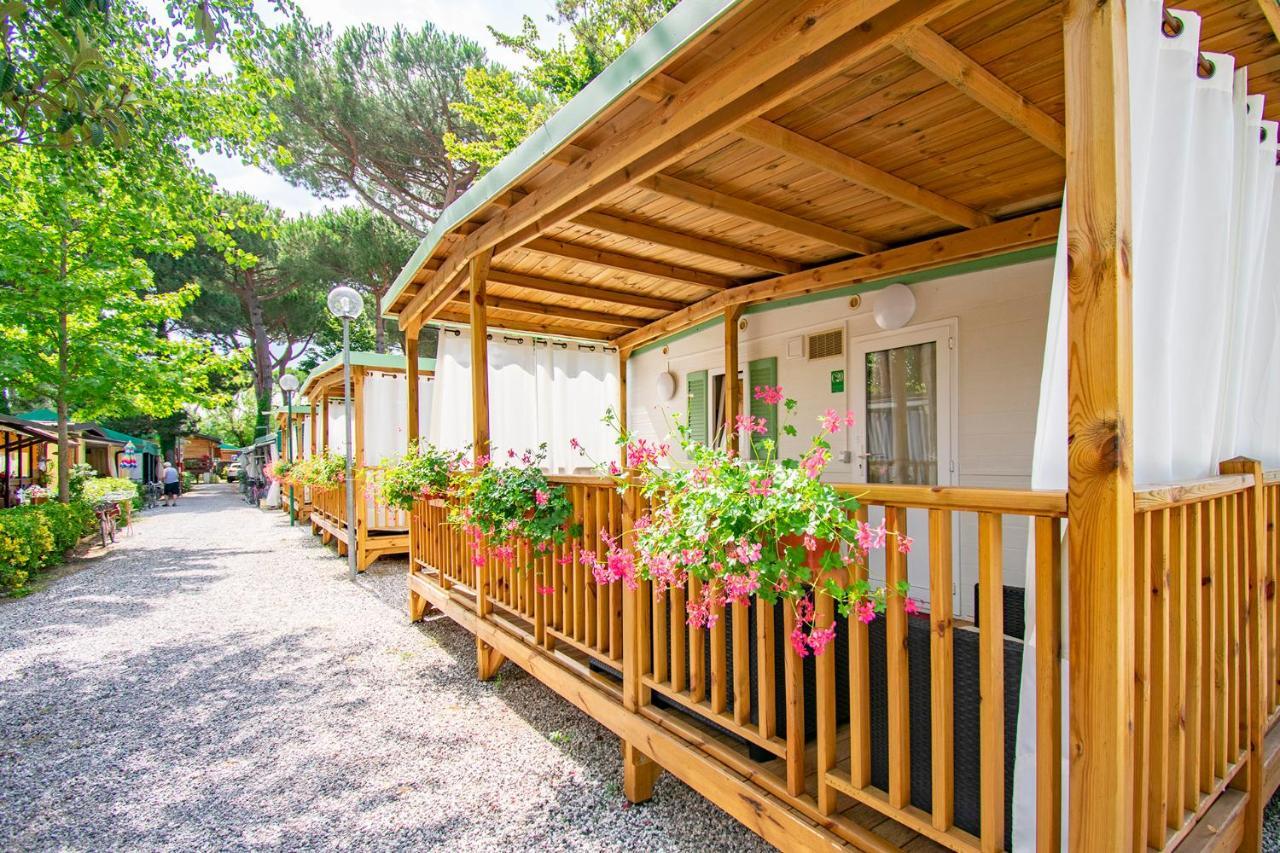 Camping Parco Vacanza Partaccia 2 Марина ди Маса Екстериор снимка